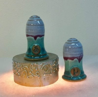 salt and pepper pottery